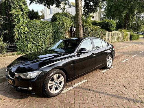 BMW 3-Serie 316I AUT 2014 Zwart