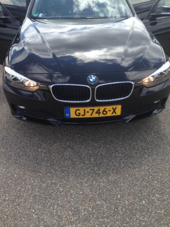 BMW 3-Serie 316I AUT High Executive 2013 Zwart