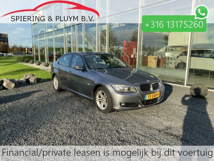 BMW 3 Serie 318i Luxury Line  leder  navi  NL auto