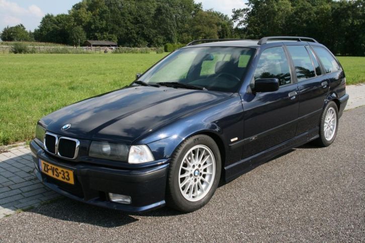BMW 3-Serie 318i Touring E36 1999 Blauw M-pakket APK 05-2016