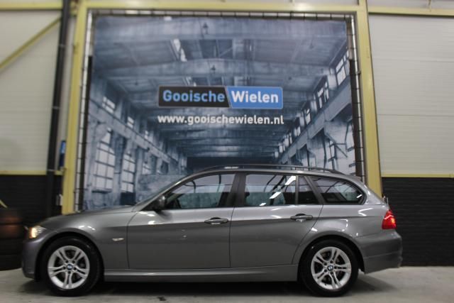 BMW 3-Serie 320d Executive -Leer, Sportstoelen, Navigatie-