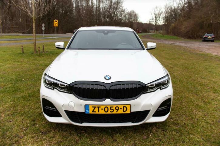 BMW 3-Serie 320i 244pk 2019 Wit