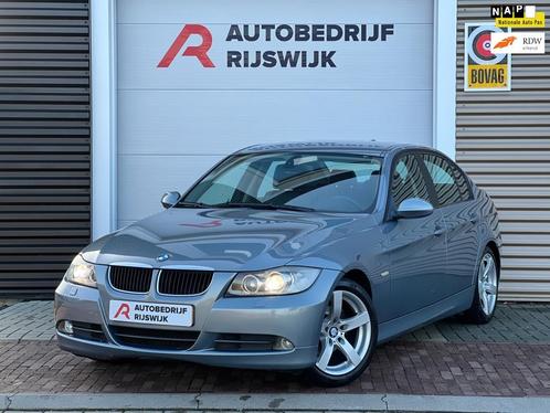 BMW 3-serie 320i Dynamic Executive PDC Airco Cruise Navi