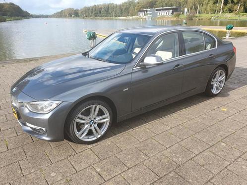 BMW 3-Serie 320i Efficientdynamics High Executive 2013