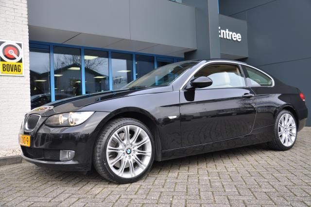 BMW 3-Serie 330d High Executive Navi  leer 