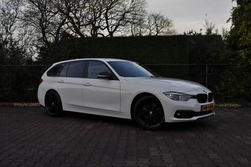 BMW 3 Serie 330i Touring 252PKLederLedClima NL-auto.