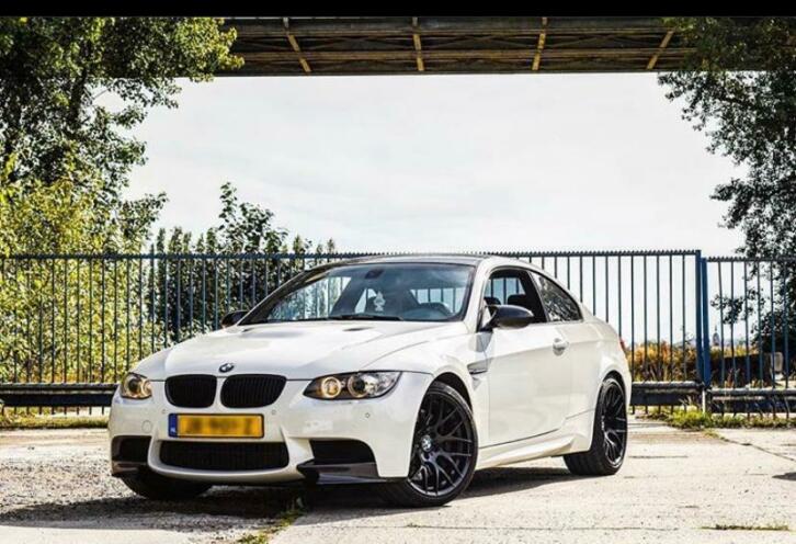 BMW 3-Serie 4.0 M3 Coupe DCT 2010 Wit