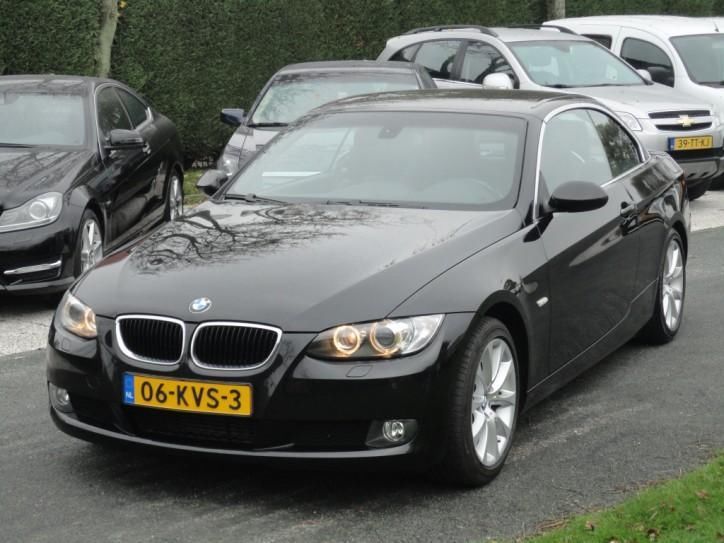 BMW 3 Serie Cabrio 320d AUTOMAAT LEDER NAVI PDC XENON 1ST EI