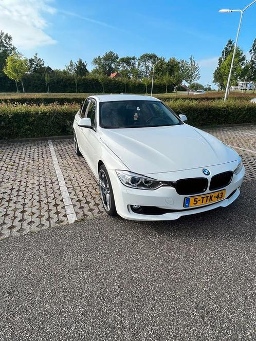 BMW 3-Serie (e90) 1.6 316I AUT 2014 Wit (gechipt naar 210pk)