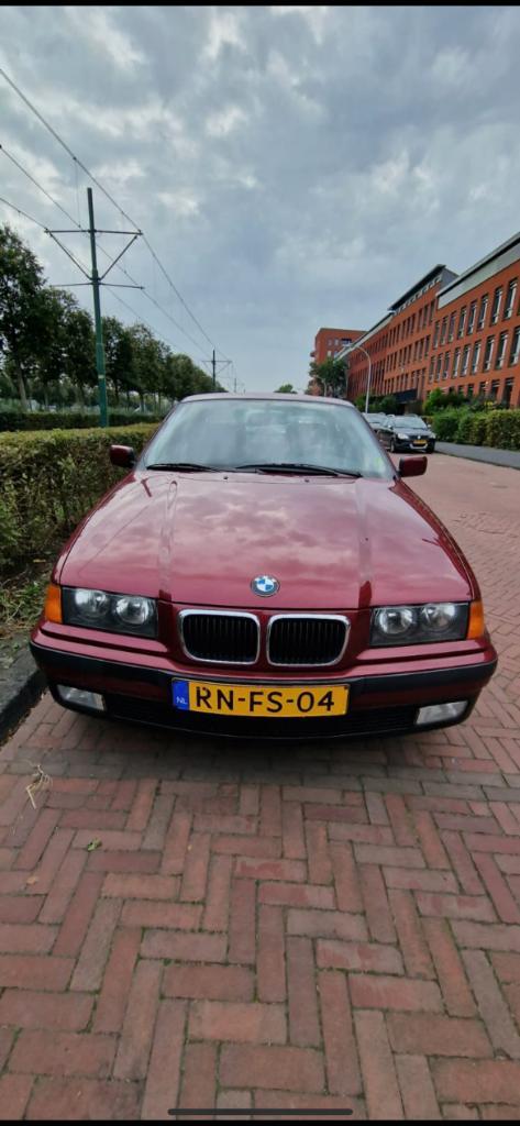 BMW 3-Serie (e90) 1.6 I 316 AUT 1997 Rood