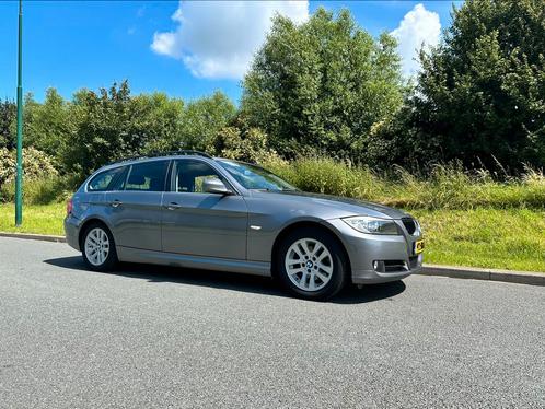 BMW 3-Serie (e90) 2.0 318 I Touring 105KW 2009 Grijs