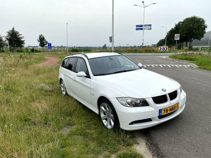 BMW 3-Serie (e90) 2.0 318 I Touring 105KW AUT 2008 Wit