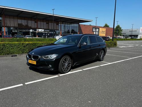 BMW 3-Serie (e90) 2.0 318D Touring 2014 Zwart