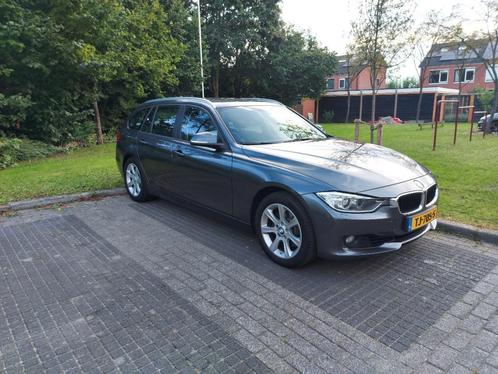 BMW 3-Serie (e90) 3.0 330D Xdrive Touring AUT 2014 Grijs