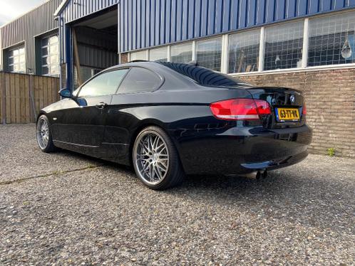 BMW 3-Serie (e92) 2.5 I 325 Coupe AUT 2007 Zwart