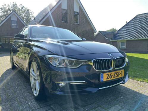 BMW 3-Serie f30 3.0 I 335 AUT 2013 Blauw 335i 306 PK
