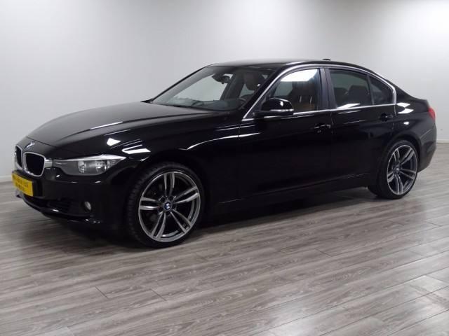 BMW 3-SERIE SEDAN 320i - 184PK - Automaat - Full Options 