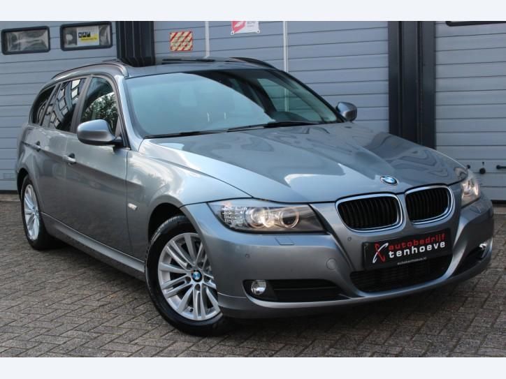 BMW 3 Serie Touring 320d Business Line Panodak Gr Navi Xenon