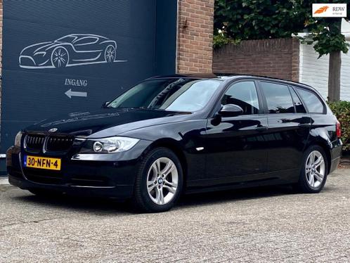 BMW 3-serie Touring 320i Business Line automaat