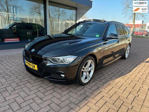 BMW 3-serie Touring 320i High Exe  M Sport  Pano  Leer