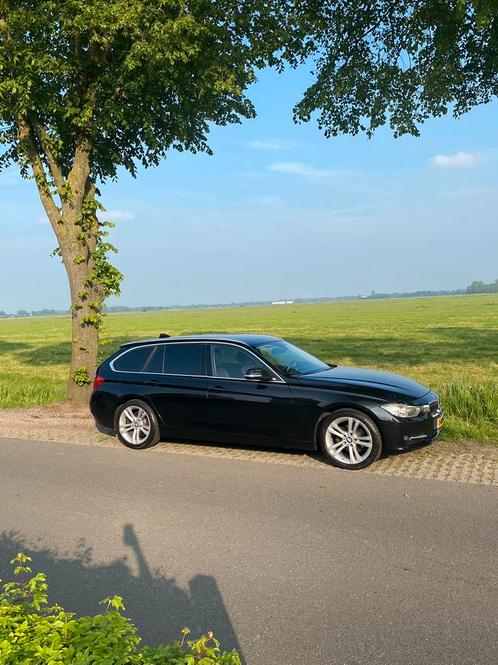 BMW 3-Serie Touring (f31)2013 Zwart, zeer nette staat.