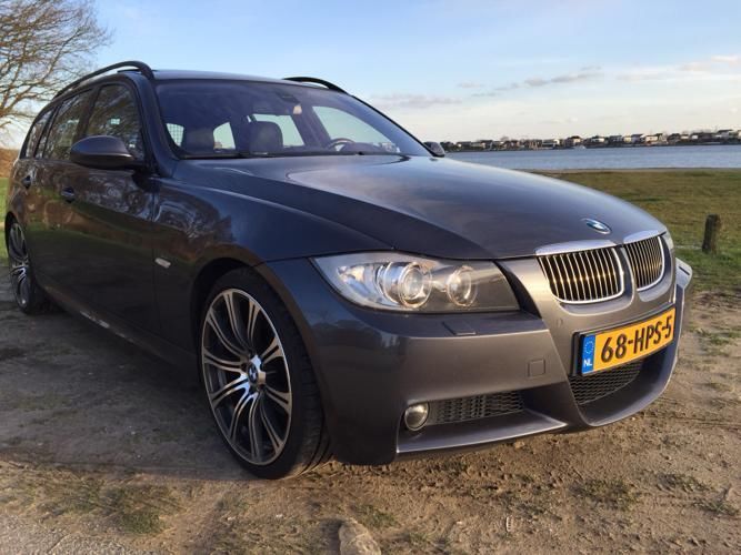 BMW 318 2.0 D Keyless M uitgevoerd Panorama 