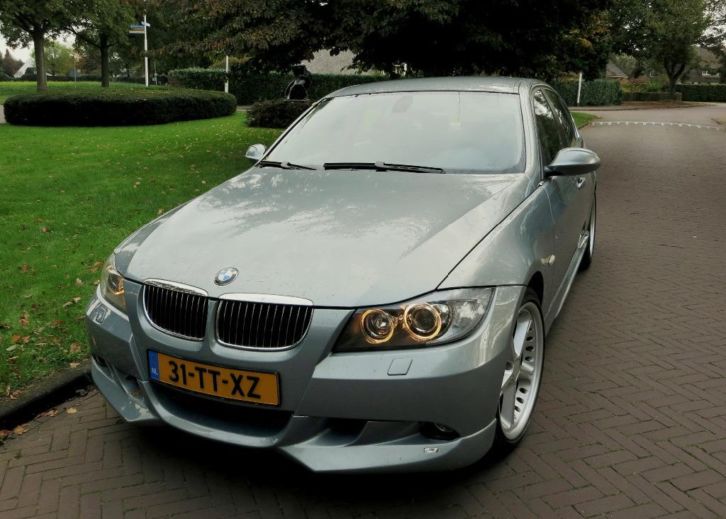 BMW 318 AUTOMAAT M Schnitzer Sportstoelen XENON Zeer fraai