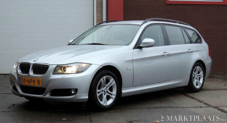 BMW 318i Touring,Xenon,Navi,Sportstoelen,PDC,Dealer O.H.