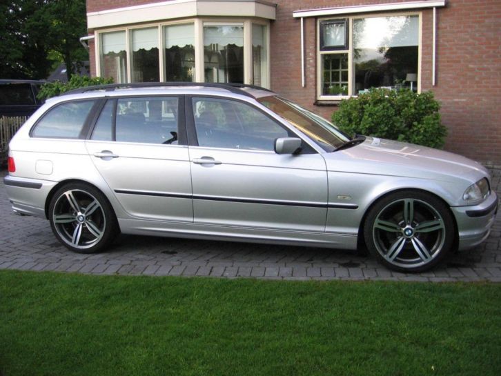 BMW 320 Touring 2001, Zeer Nette Staat