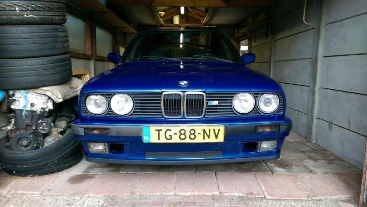 BMW 320i Touring AUT 1988 Pacific blue nieuw