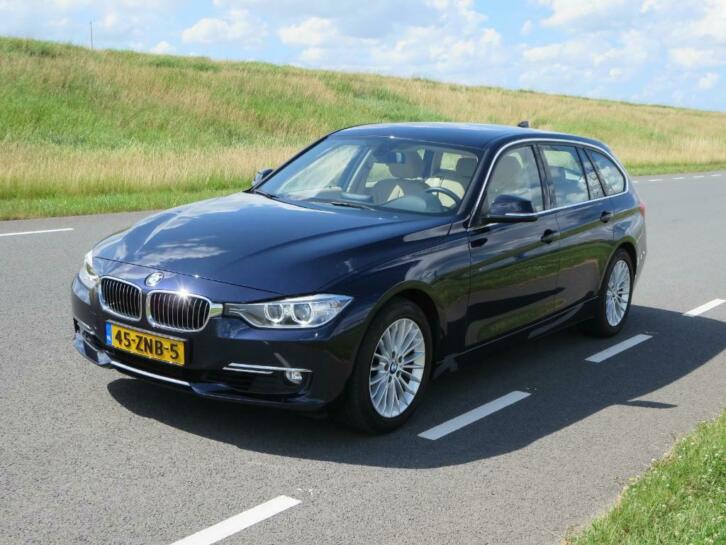 BMW 320i Touring  High Exec  Luxury Line  Sportstoelen