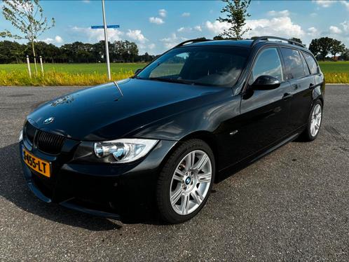 BMW 325XI Touring dubbel M-pakket - zwart