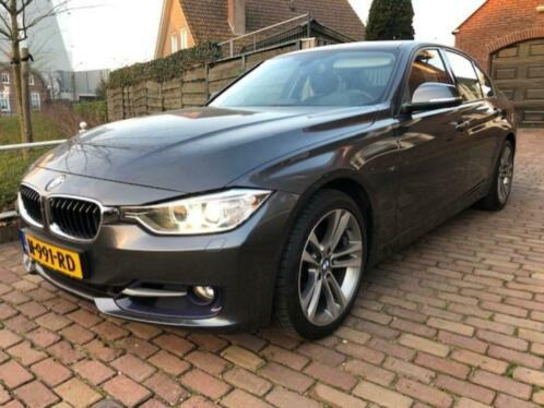 BMW 328i Sport 180KW