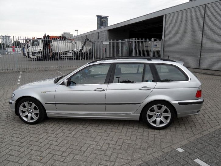 Bmw 330d touring Vol Executive