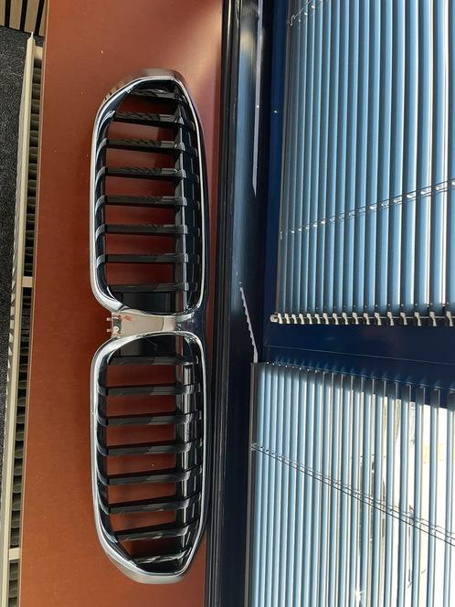 Bmw 330e grille chrome