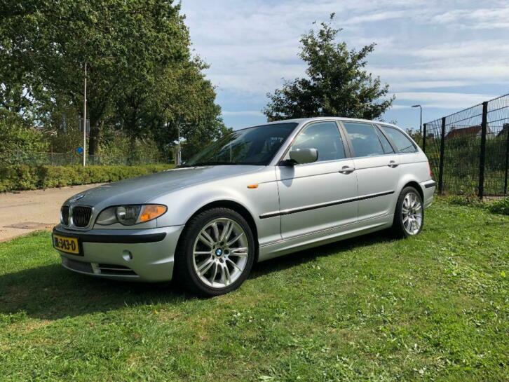 BMW 330I Touring 2002 (Youngtimer)