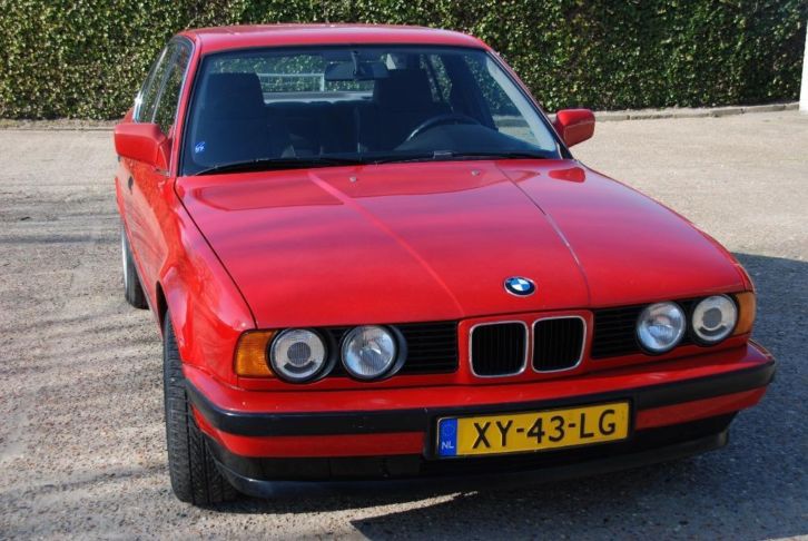 BMW 5-Serie 1.8 I 518 U9 1990 Rood