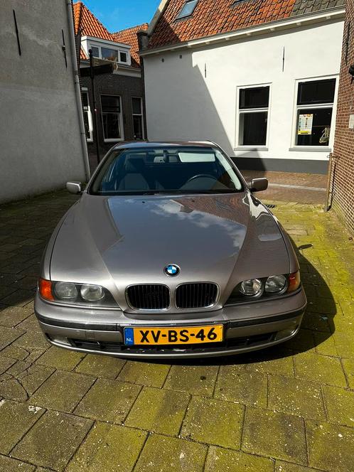 BMW 5-Serie 2.0 I 520 AUT 1999 Grijs nette auto