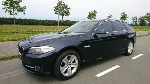 BMW 5-Serie 2.0 I 520 Touring 2012 Blauw