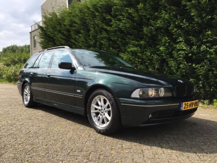 BMW 5-Serie 2.2 I 520 Touring 2002 Groen