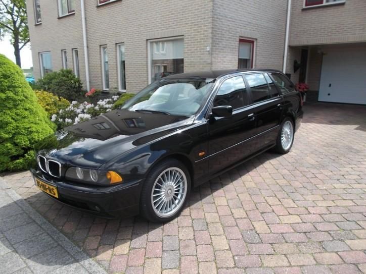 BMW 5 Serie 2.5 141kWaut, luxe uitvoering (bj 2001)