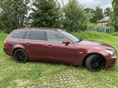 BMW 5-Serie 2.5 I 525 Touring AUT 2005 Rood