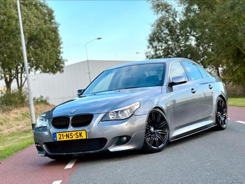 BMW 5-Serie 3.0 530i M-pakket AUT 2004 Grijs Youngtimer vol