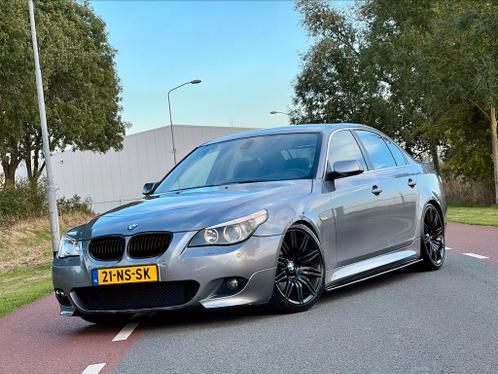 BMW 5-Serie 3.0 530i M-pakket AUT 2004 Grijs Youngtimer Vol