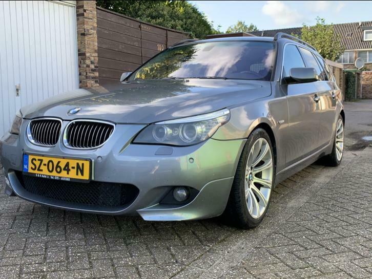 BMW 5-Serie 3.0 D 535 340 pk Touring AUT 2007 Grijs