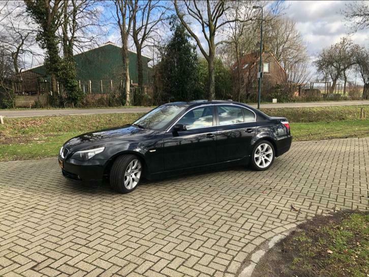 BMW 5-Serie 3.0 D 535 AUT 2007 Zwart