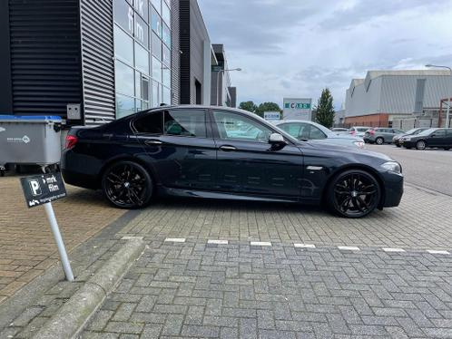 BMW 5-Serie 3.0 M550d Xdrive AUT 2014 Zwart