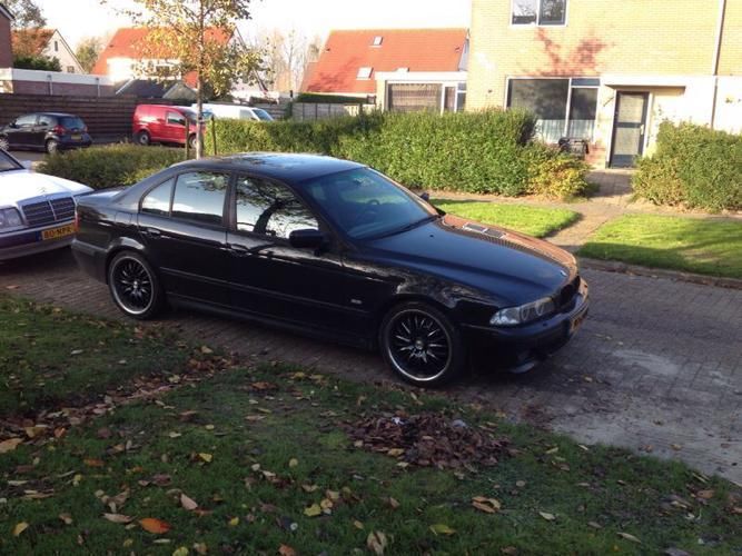 BMW 5-Serie 4.4 I 540 AUT 1998 Zwart