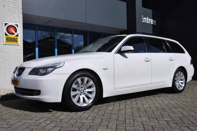 BMW 5-Serie 520D Automaat  Navigatie  Leer  xenon 