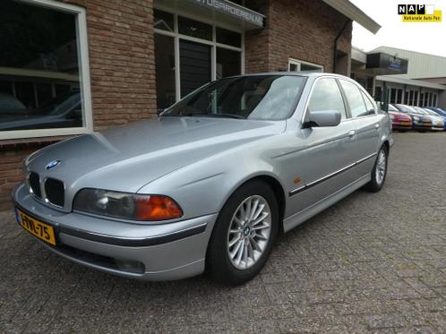 BMW 5-serie 520i Executive Leder